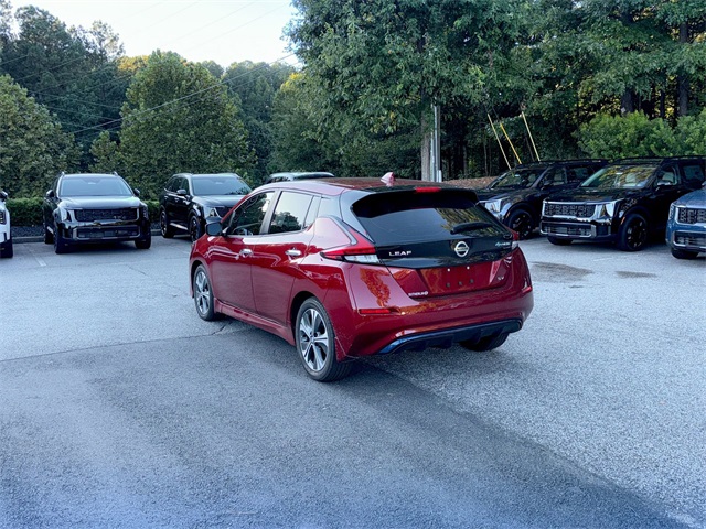 2022 Nissan Leaf SV photo 3