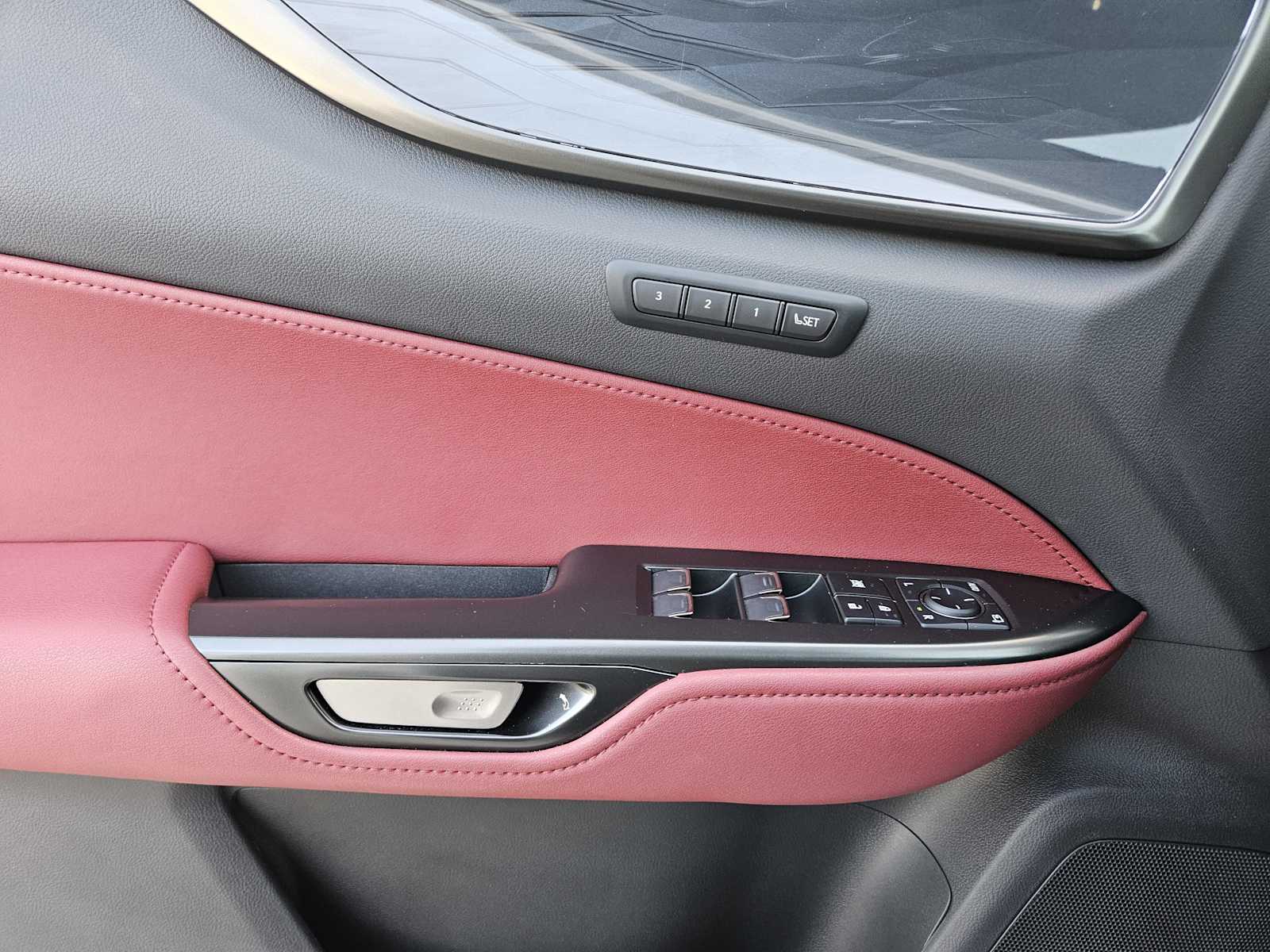 2025 Lexus NX 250 Premium photo 17