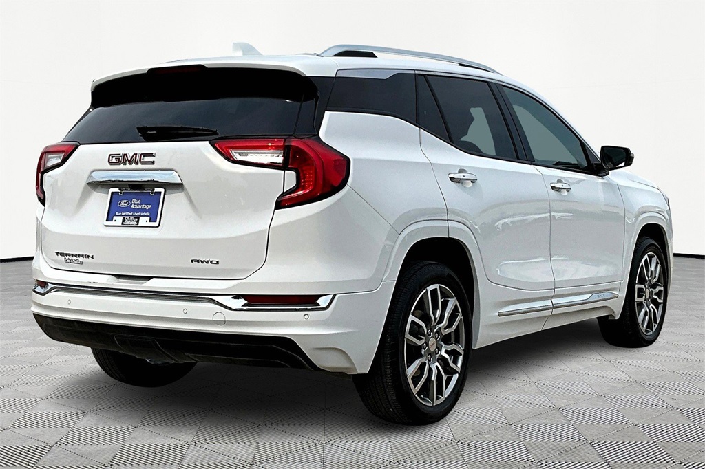 Used 2024 GMC Terrain Denali with VIN 3GKALXEG5RL397493 for sale in Kansas City