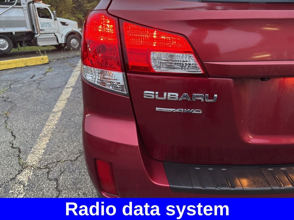 2011 Subaru Outback 2.5i photo 5