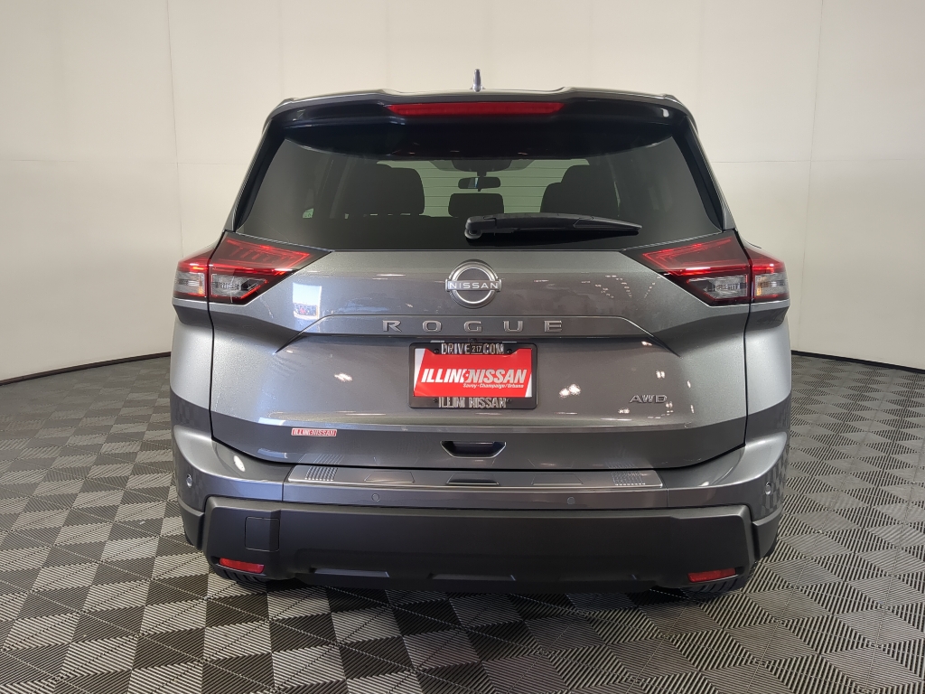 2026 Nissan Rogue SV photo 4