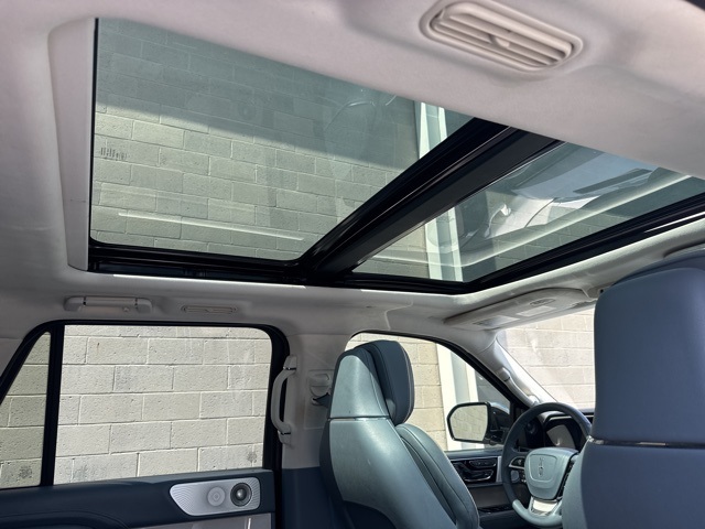 2018 Lincoln Navigator Black Label photo 26