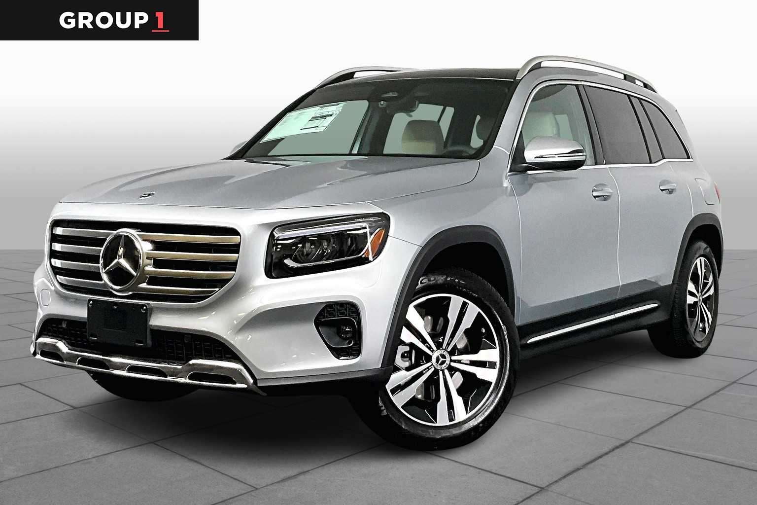 2026 Mercedes-Benz GLB GLB 250's photo