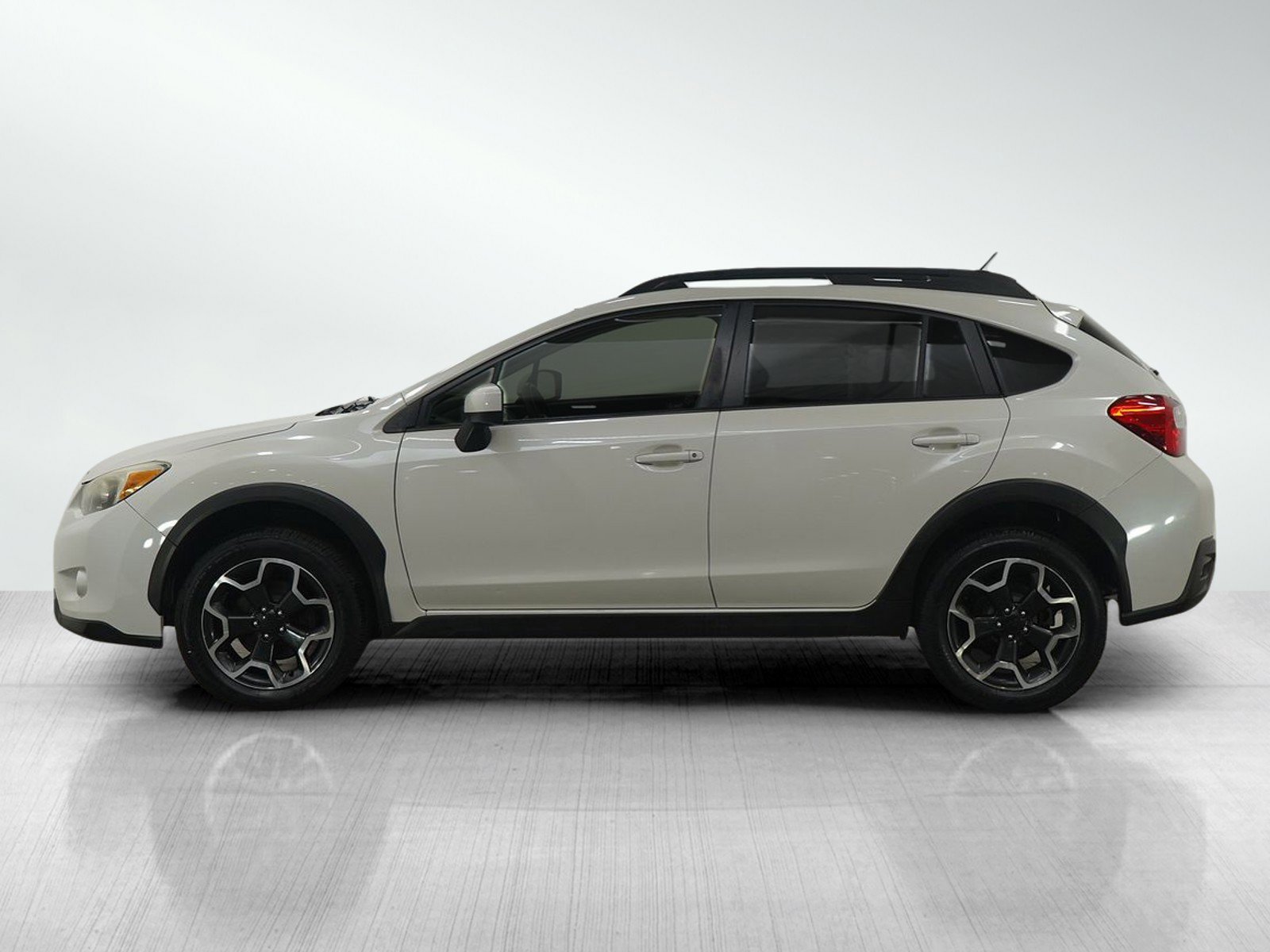 Used 2015 Subaru XV Crosstrek Premium with VIN JF2GPACC4F8215866 for sale in South Saint Paul, Minnesota