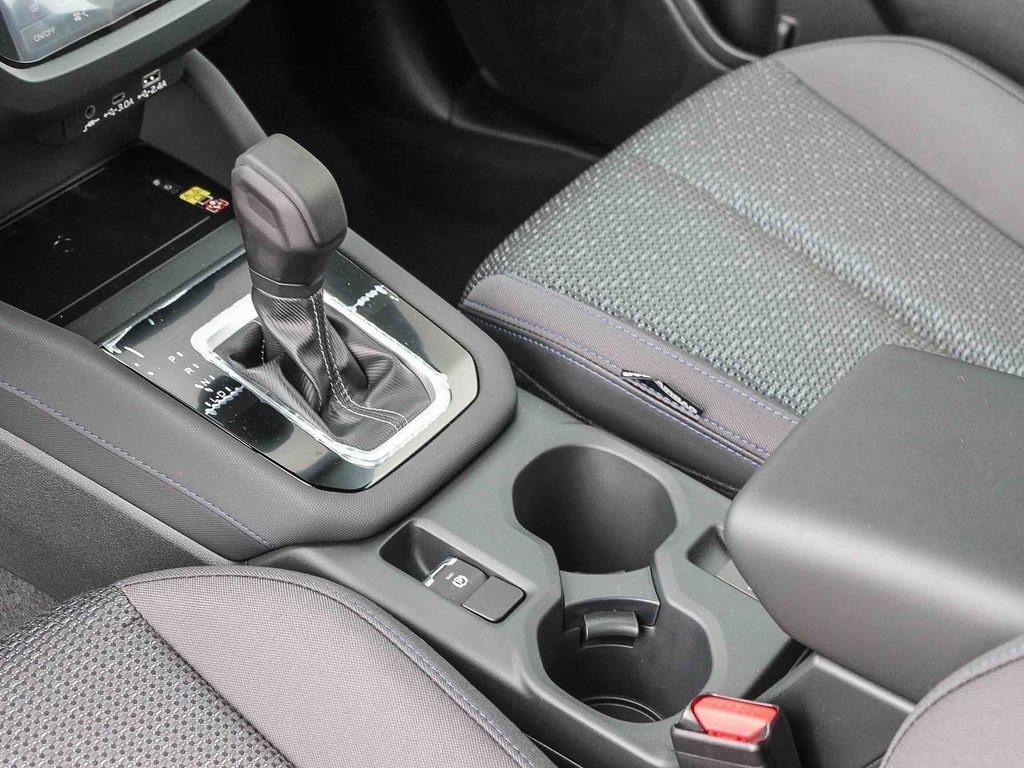 2025 Subaru Forester Premium Base photo 18