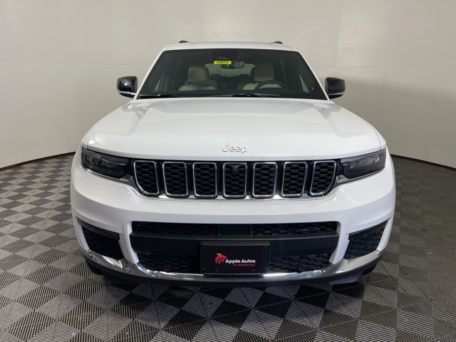 2025 Jeep Grand Cherokee Limited photo 2