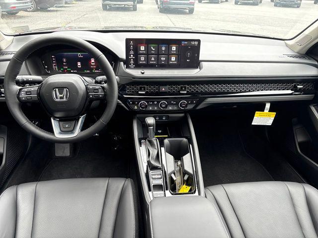 2025 Honda Accord Hybrid Touring photo 18