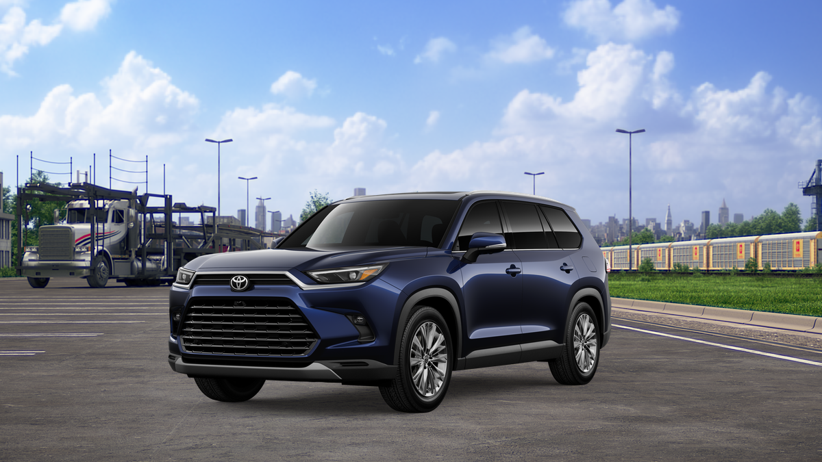 2026 Toyota Grand Highlander Platinum's photo