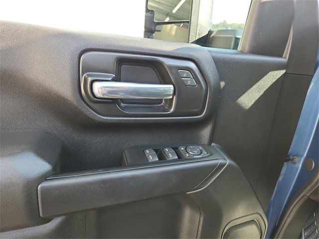 2024 Chevrolet Silverado 2500HD Custom photo 15