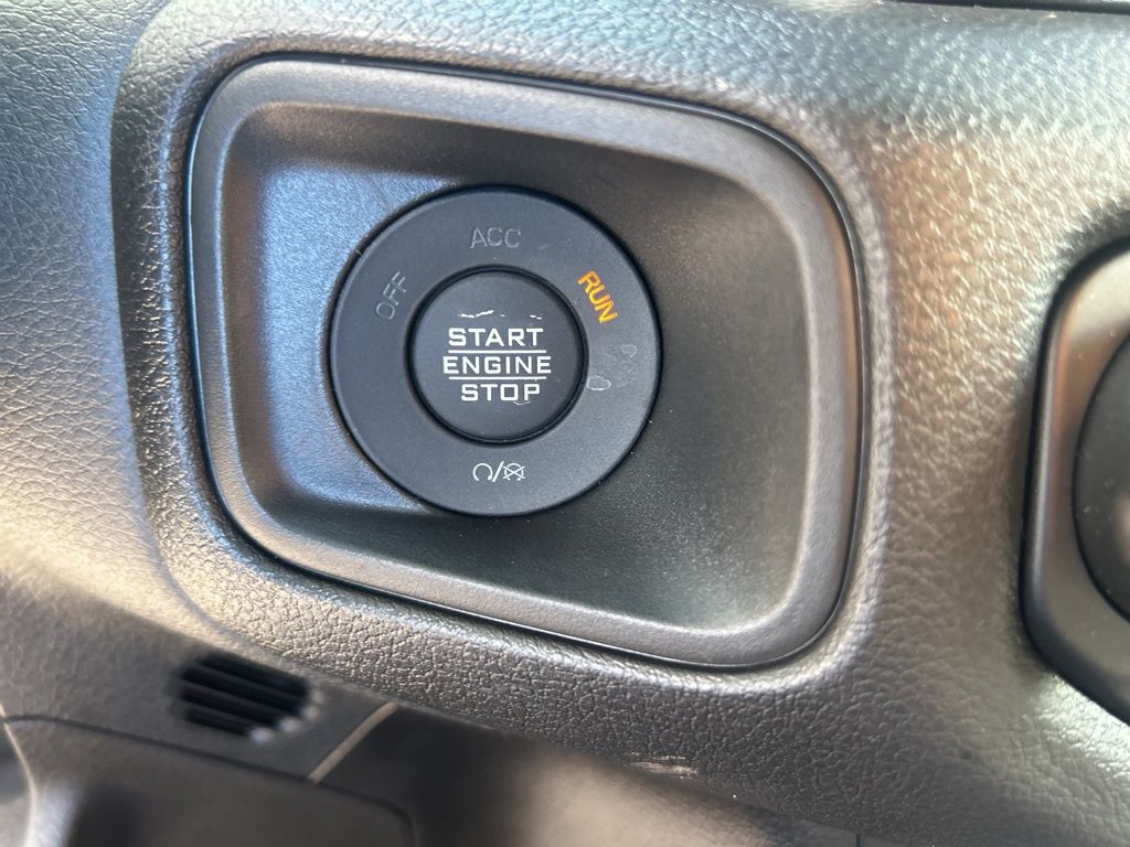 2025 Jeep Wrangler Sport S photo 15