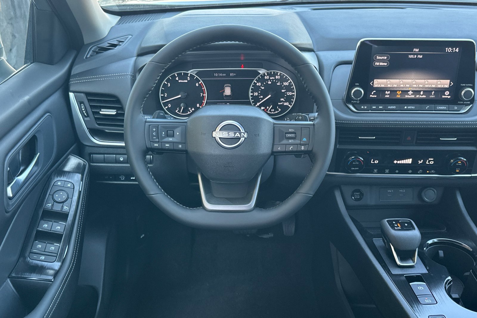 2026 Nissan Rogue SV photo 14