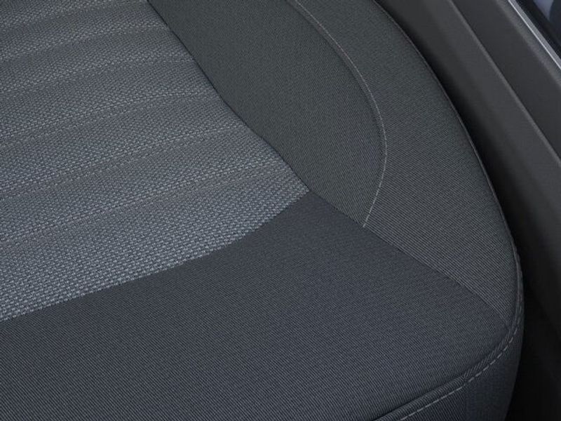 2024 Ford Edge SE photo 16