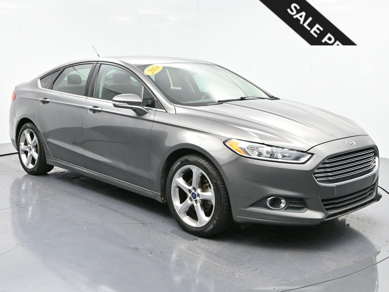 2014 Ford Fusion SE's photo