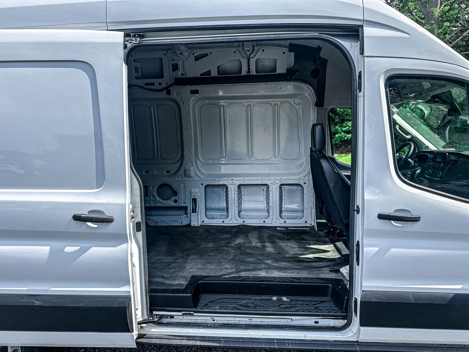 2023 Ford Transit photo 14