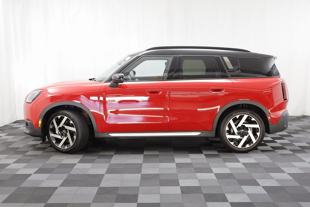 2025 Mini Countryman SE ALL4 photo 3