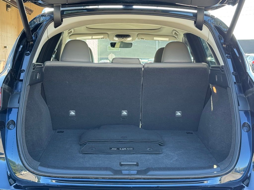 2024 Infiniti QX50 Luxe AWD photo 30