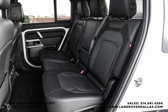 2023 Land Rover Defender 110 X-Dynamic SE photo 37