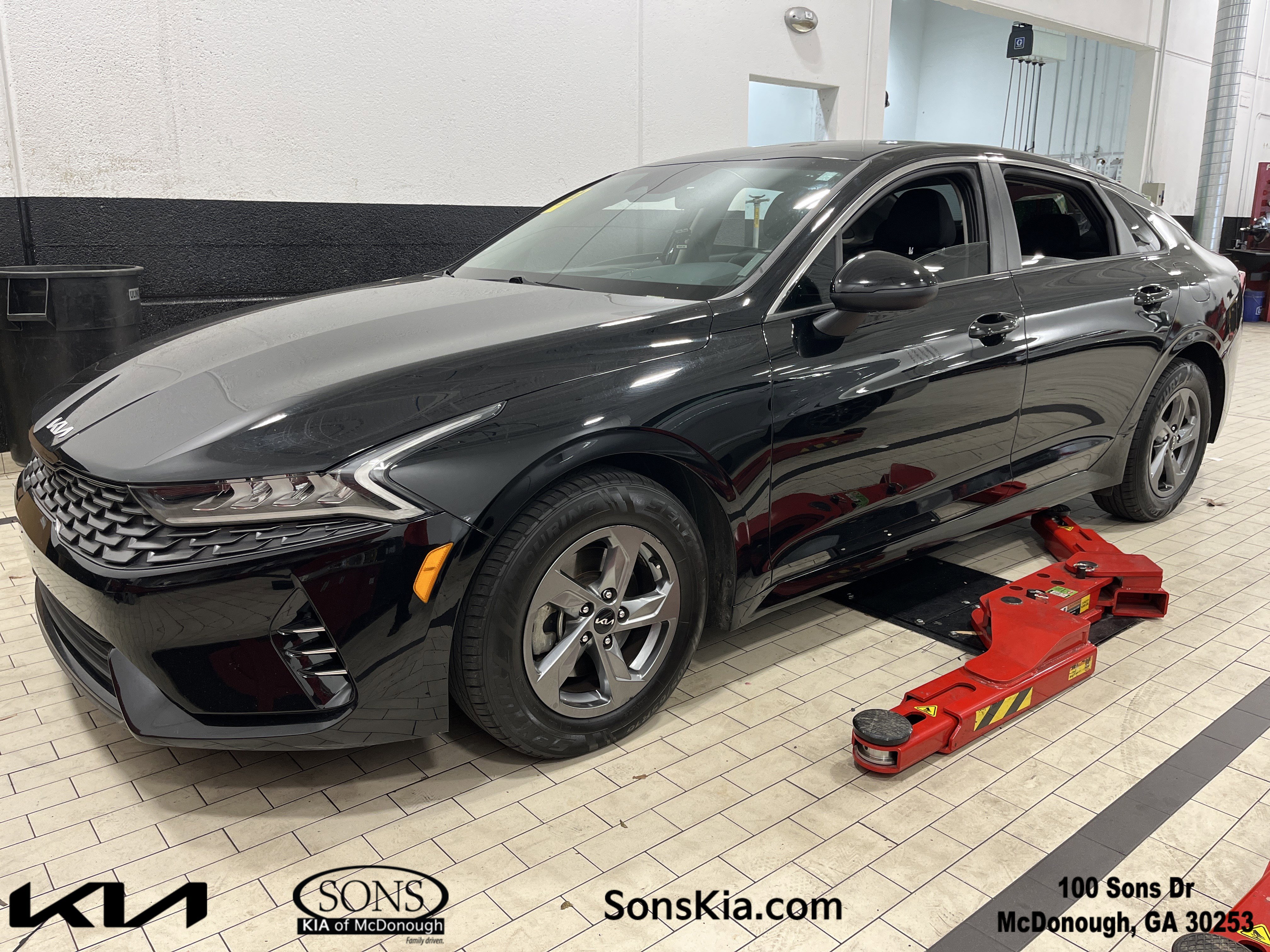 2022 Kia K5 LXS's photo