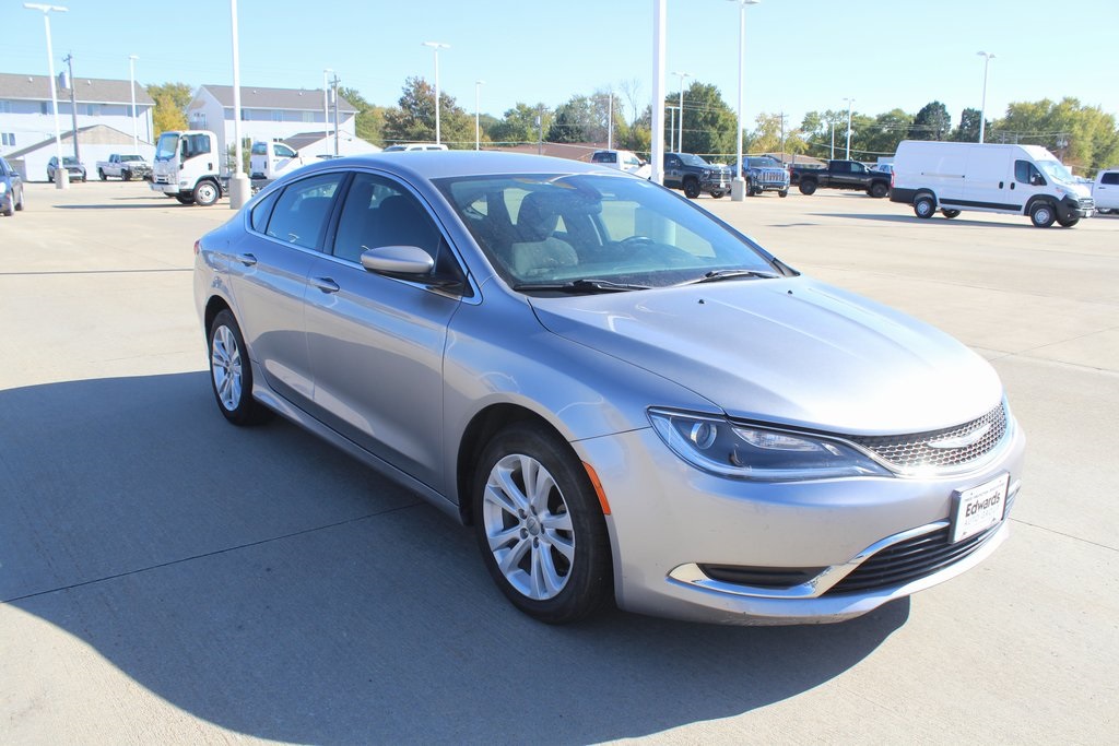 2016 Chrysler 200