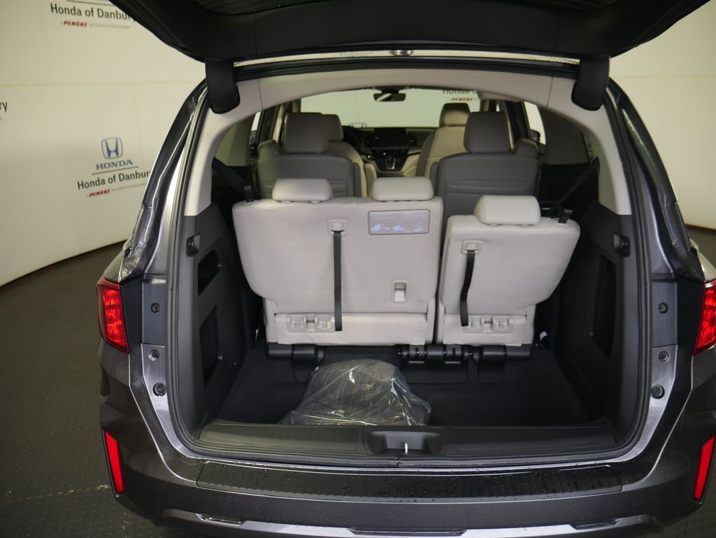 2026 Honda Odyssey EX-L photo 6