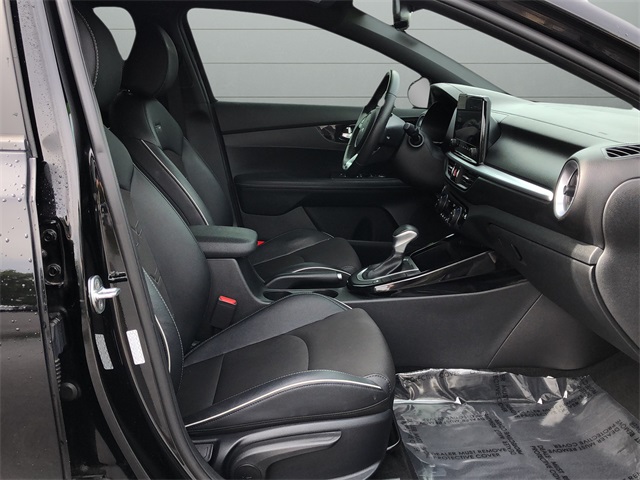 2023 Kia Forte GT-Line photo 22