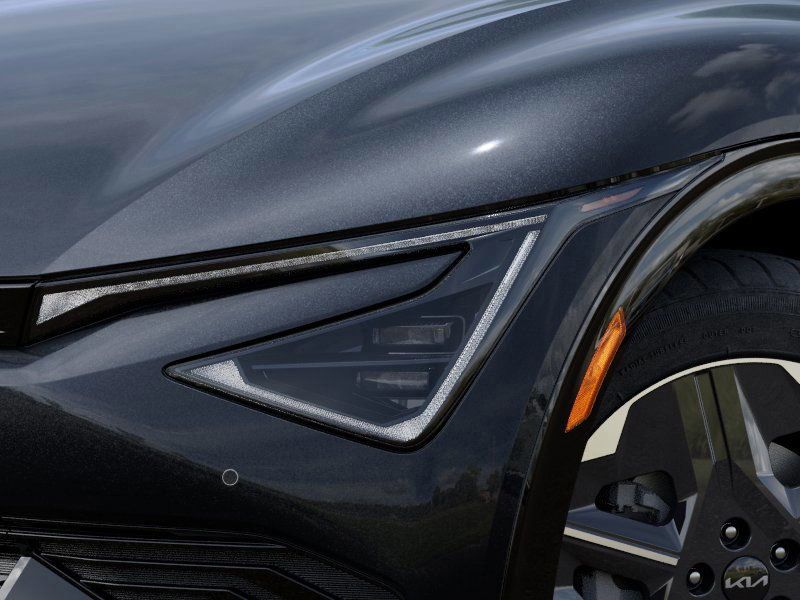 2025 Kia EV6 Light photo 8