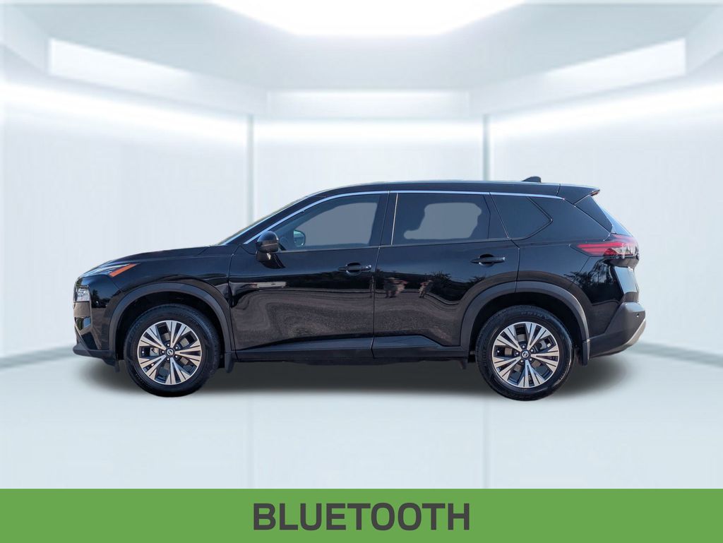 2021 Nissan Rogue SV photo 2