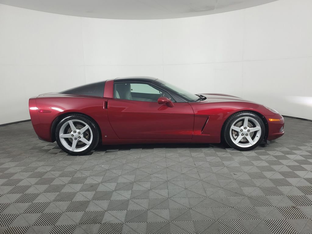 2007 Chevrolet Corvette Base photo 3