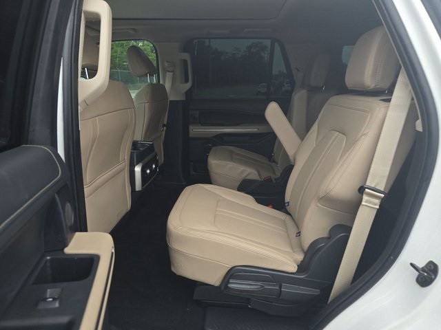 2024 Ford Expedition Limited photo 3