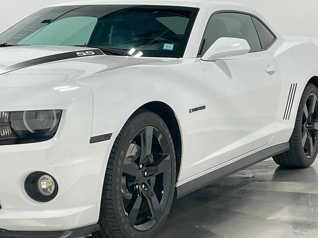 2012 Chevrolet Camaro SS photo 14