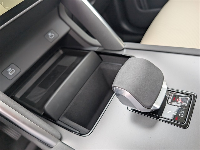 2025 Land Rover Discovery Sport S photo 12