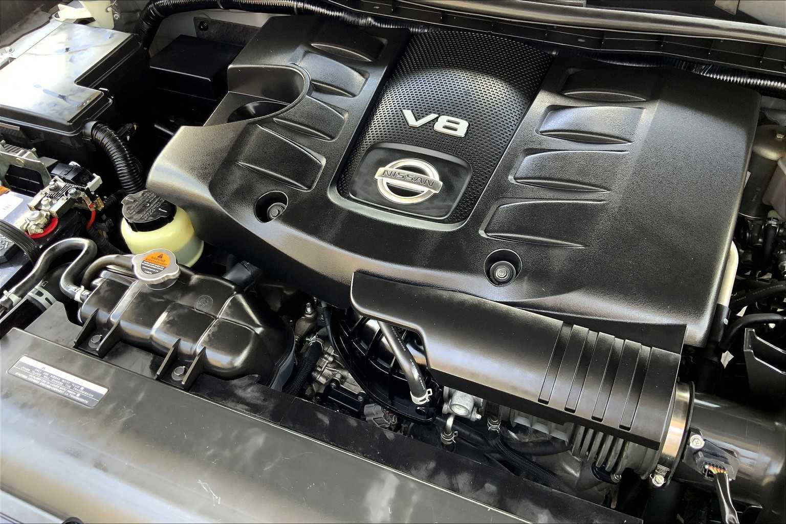 2019 Nissan Armada SV photo 29
