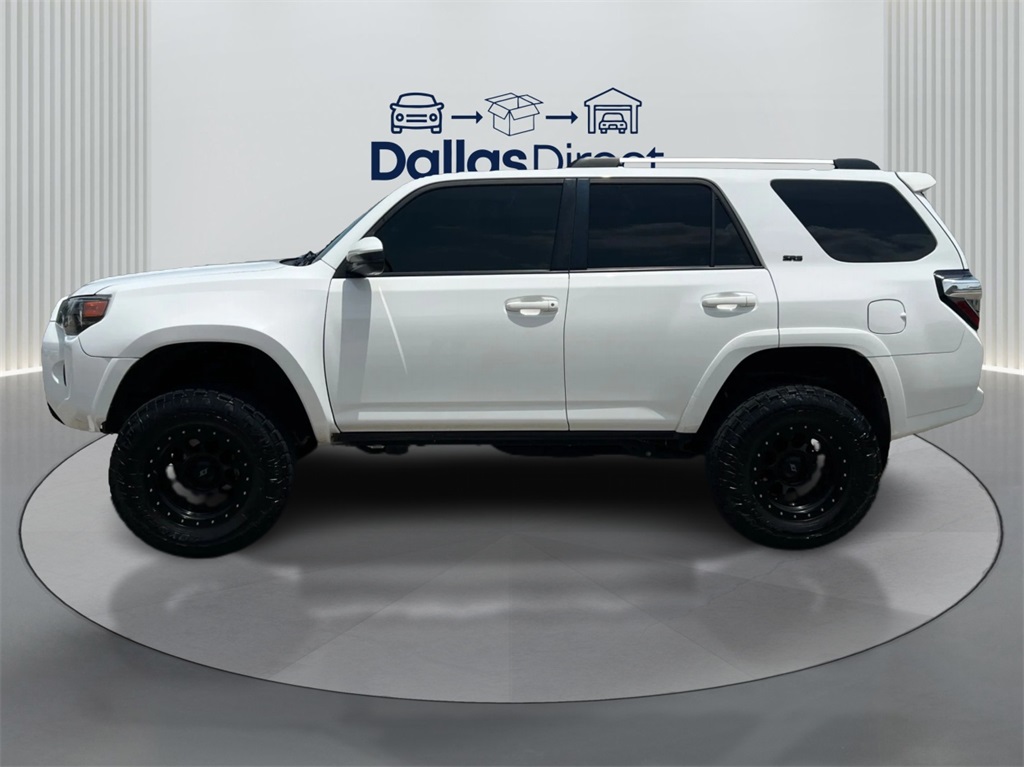 2019 Toyota 4Runner SR5 photo 8