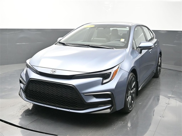 2025 Toyota Corolla XSE's photo