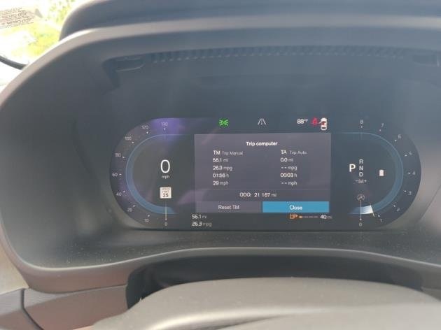 2024 Volvo XC40 Plus photo 5