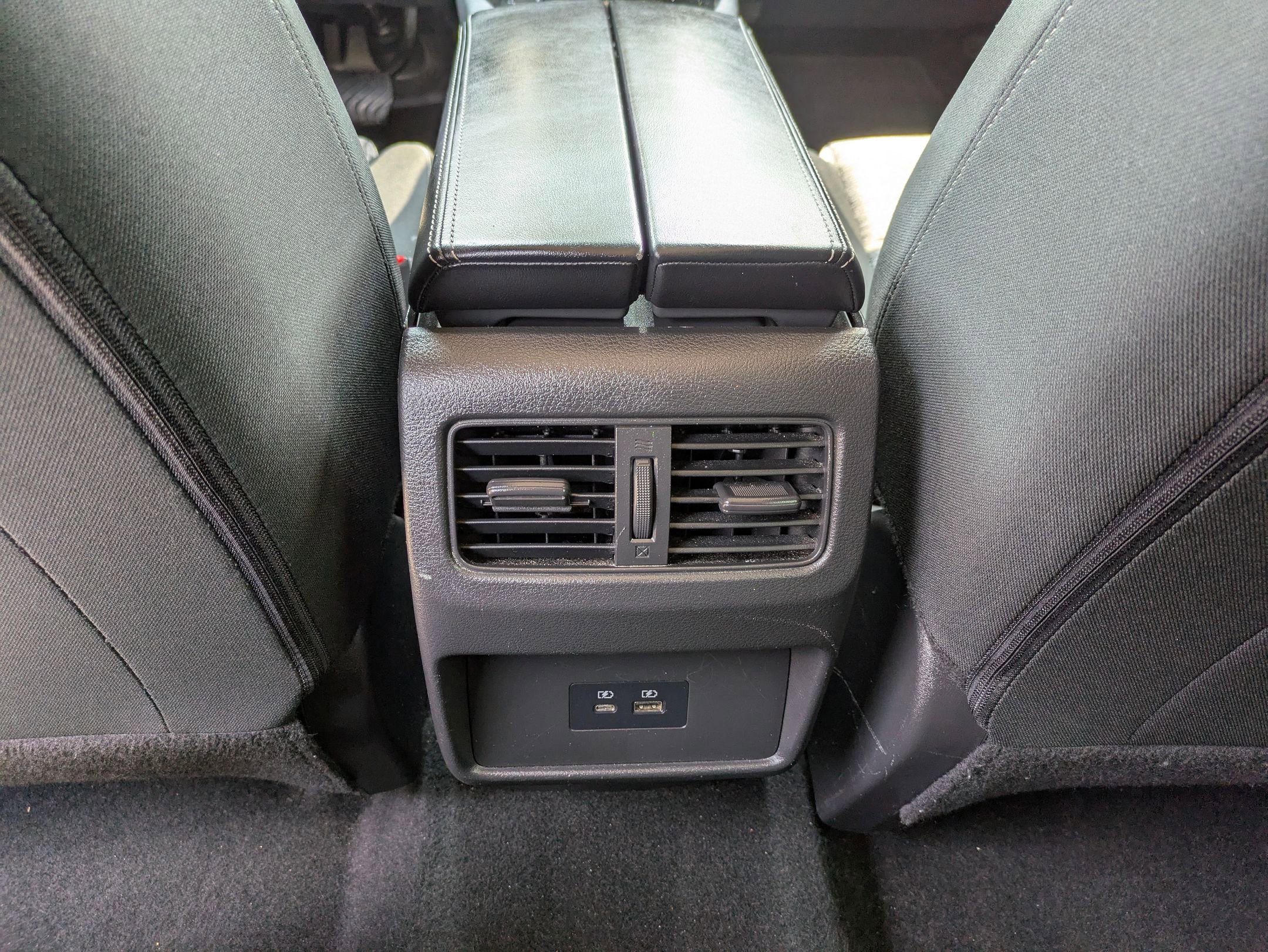 2023 Nissan Rogue SV photo 21
