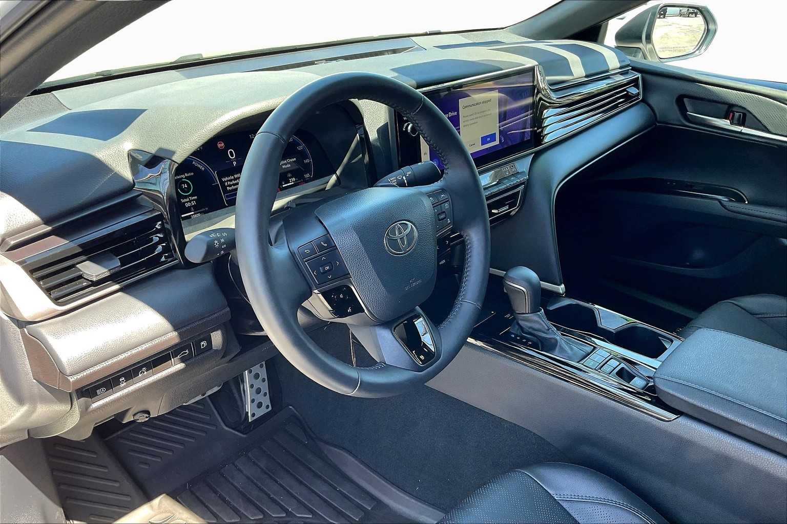 2025 Toyota Camry XSE photo 17