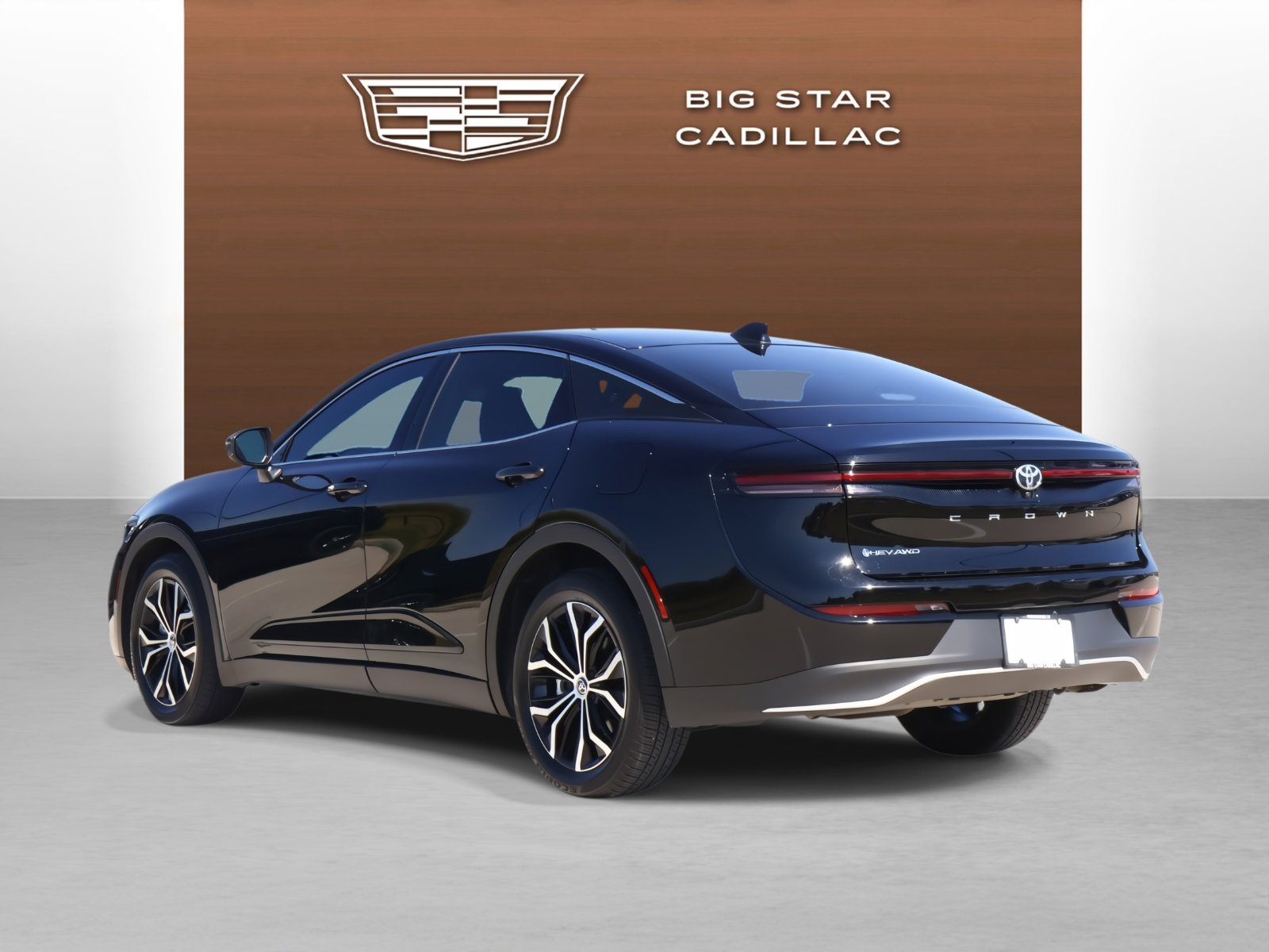 2024 Toyota Crown XLE photo 3