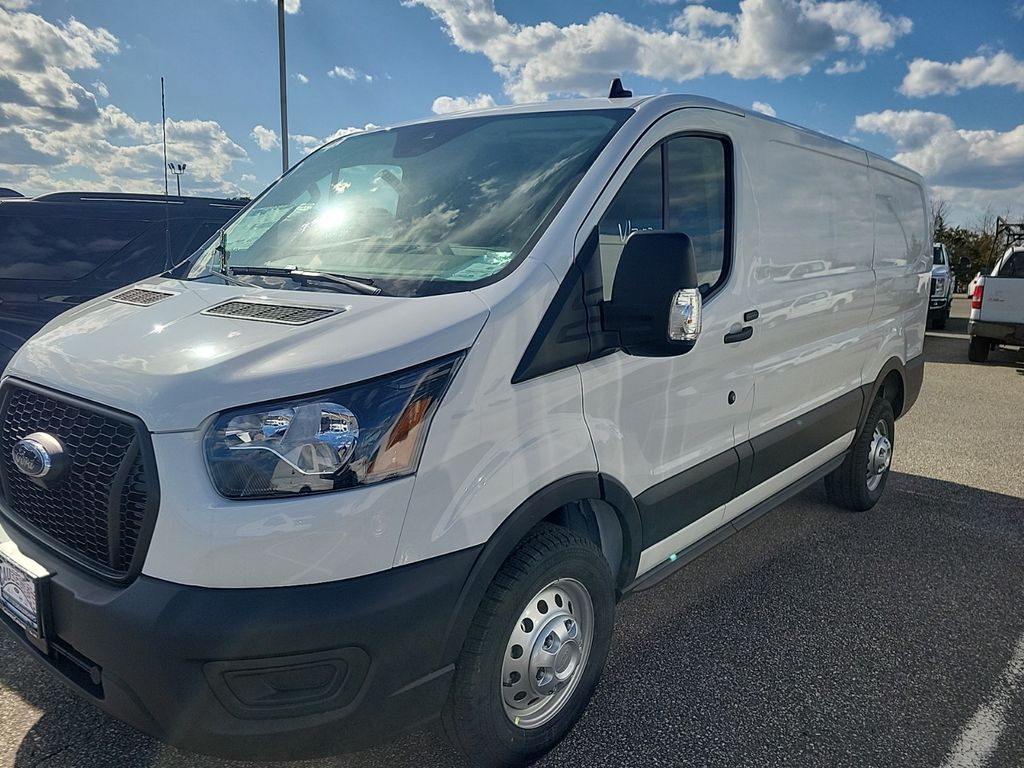 2025 Ford Transit Cargo Van photo 3