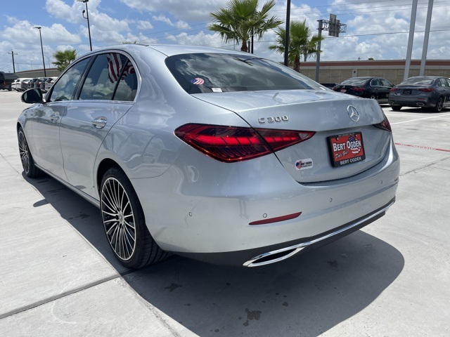 2025 Mercedes Benz C 300 photo 5
