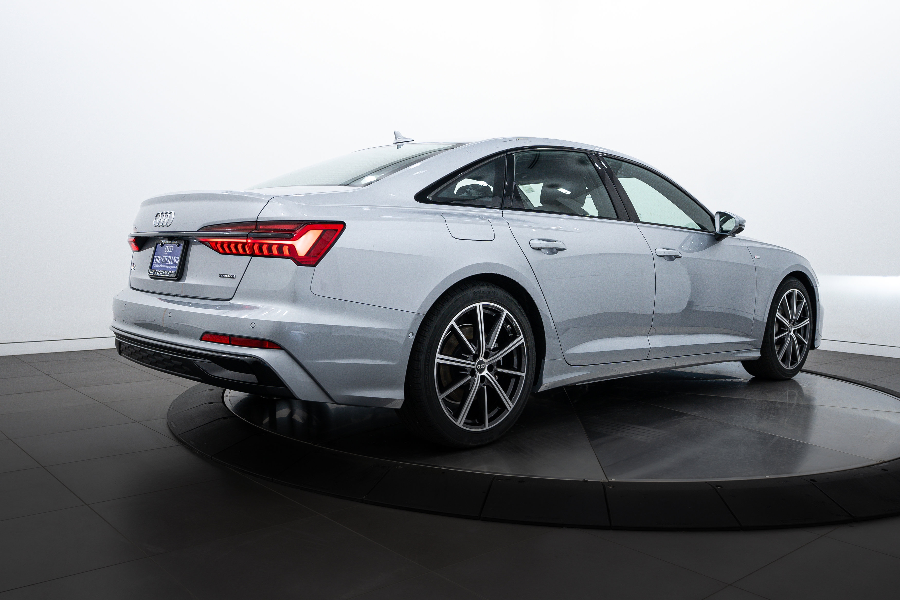2025 Audi A6 Quattro Premium Plus photo 4