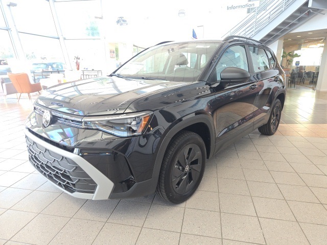 2025 Volkswagen Taos S photo 3