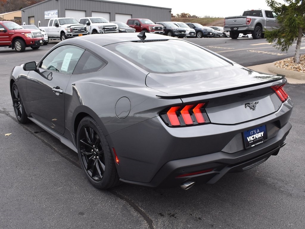 2026 Ford Mustang EcoBoost photo 3