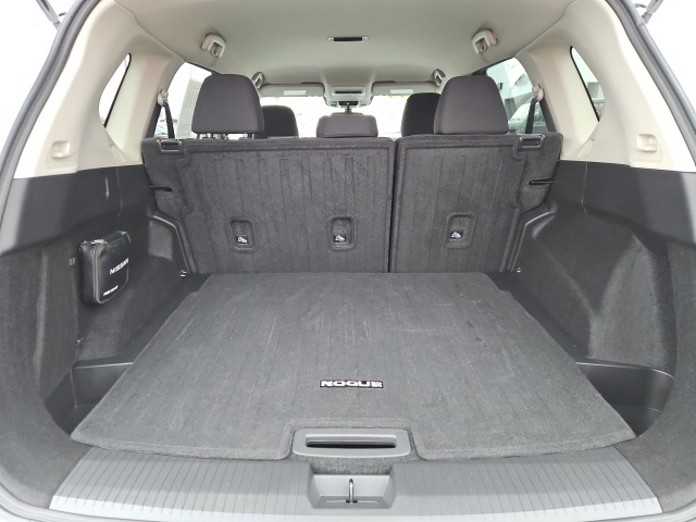 2024 Nissan Rogue S photo 4