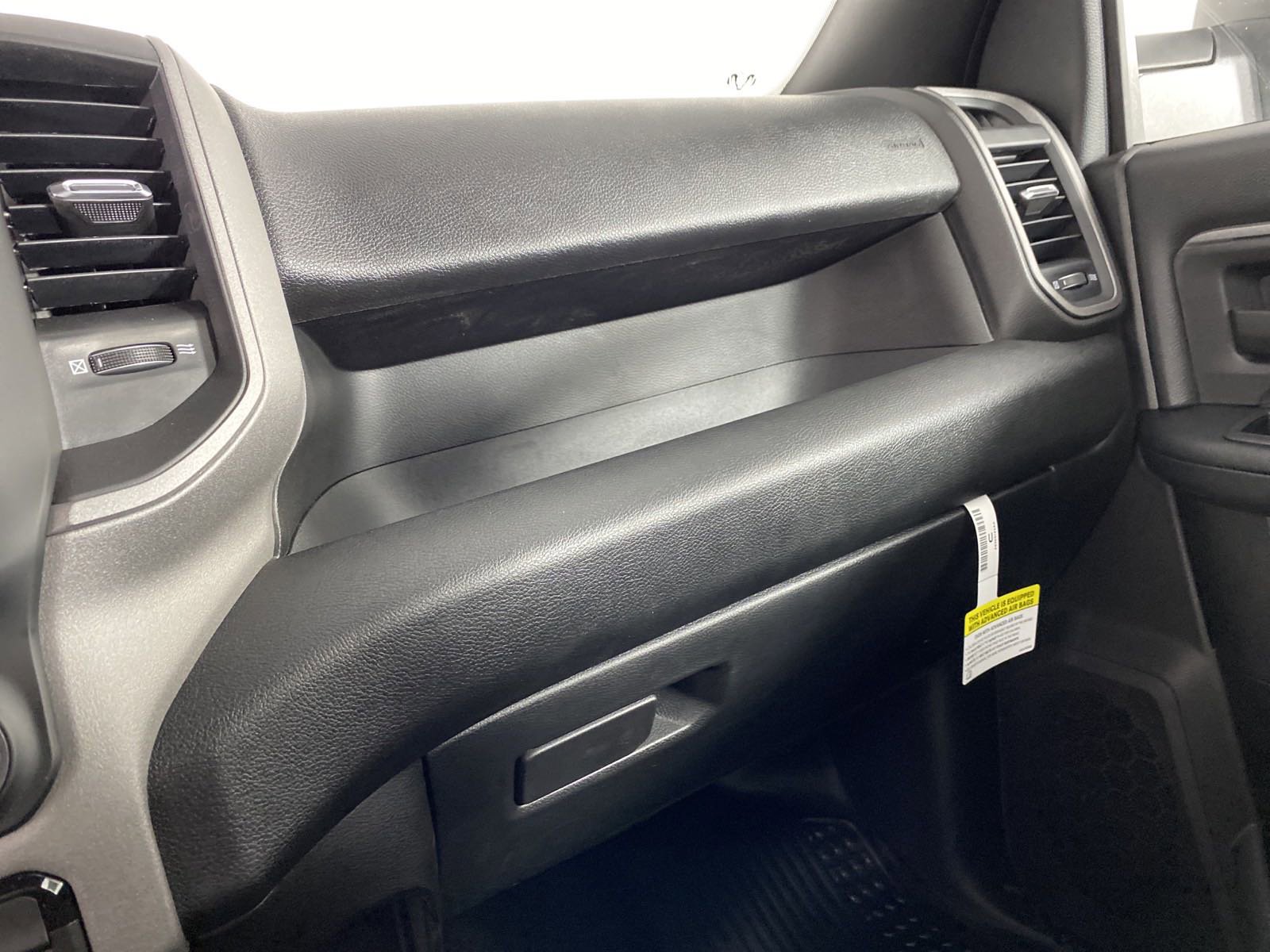 2024 Ram 3500 photo 26