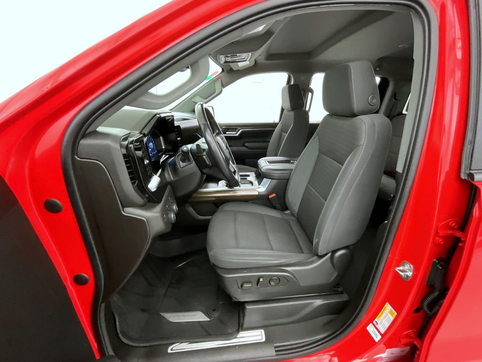 2022 Chevrolet Silverado 1500 RST photo 10