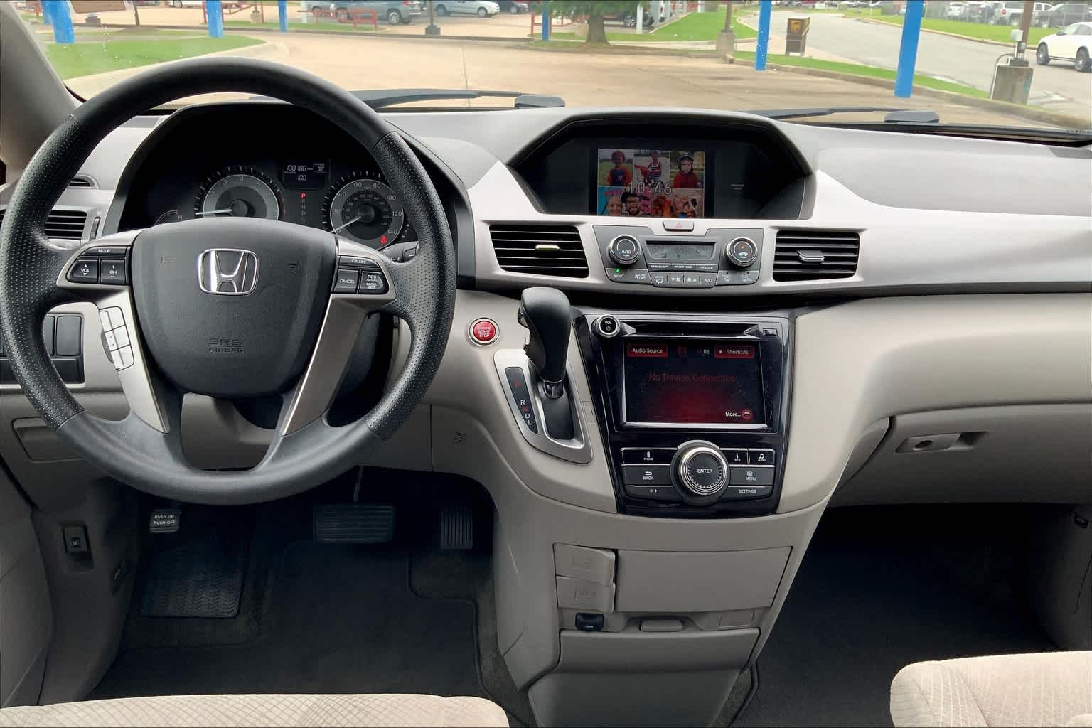 2015 Honda Odyssey EX photo 13