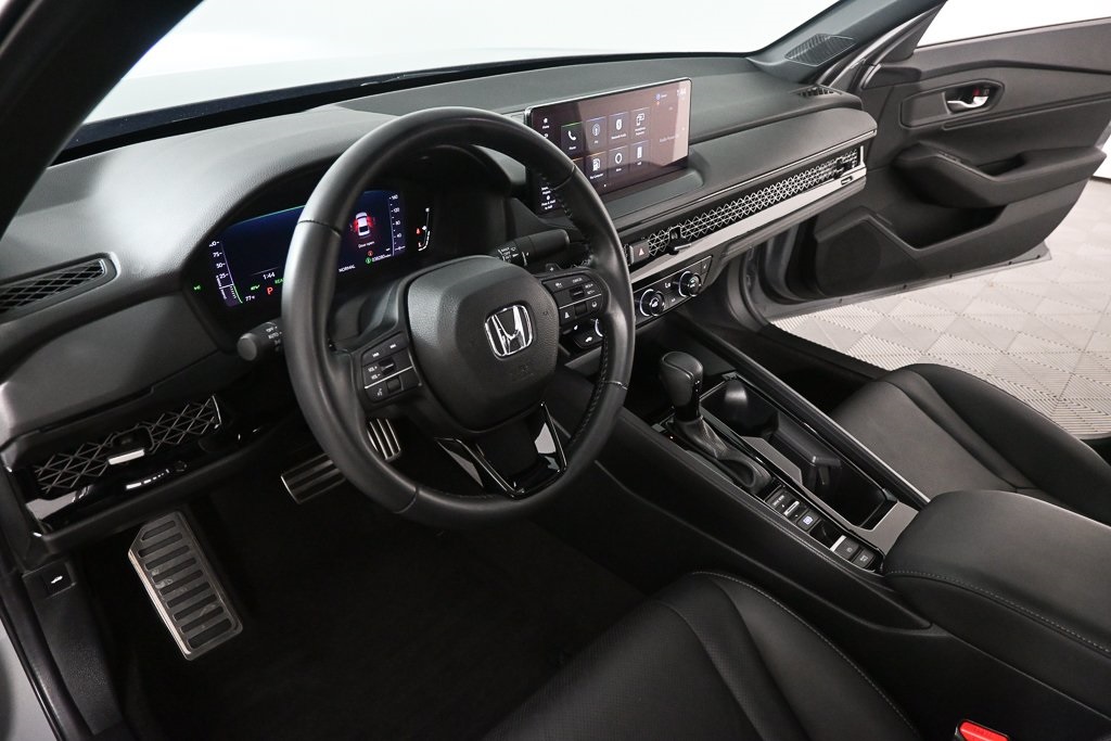 2024 Honda Accord Hybrid Sport-L photo 3