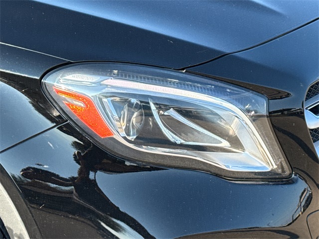 2020 Mercedes Benz GLA 250 4MATIC photo 3