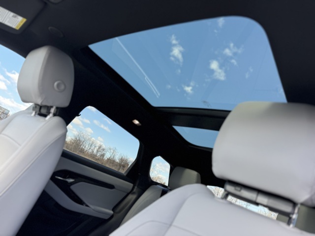 2026 Land Rover Range Rover Evoque S photo 15